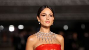 eiza gonzález net worth